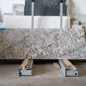 Granite Bianco Antico 3CM 84x26